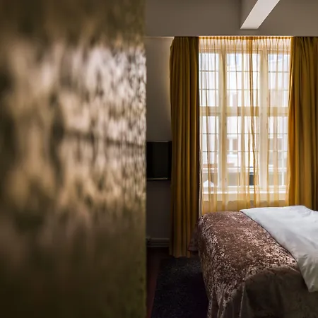 Christiania Teater 4*