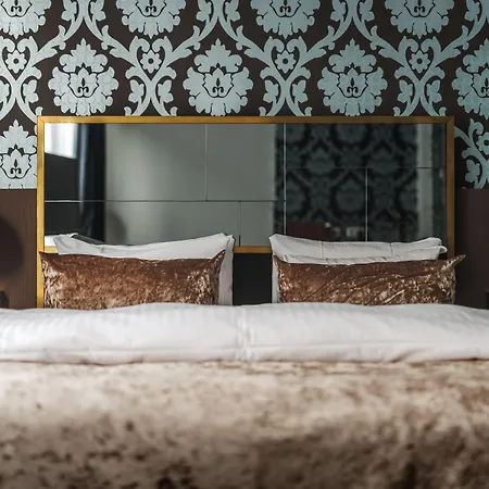 Christiania Teater 4*