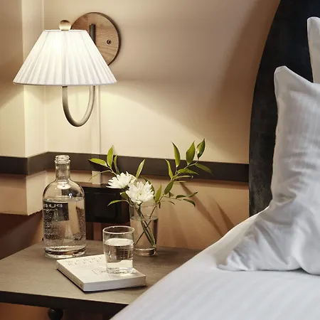 Christiania Teater 4*